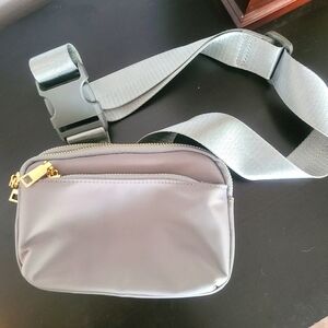 Silver/Gray Fanny Pack